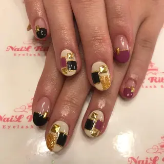 ネイル ネイルリボン 受付スタッフのネイルデザイン