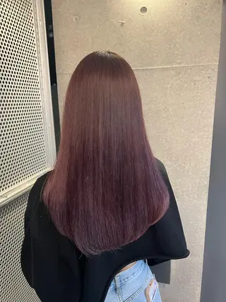 ロング カラー 吉野 瑳桜のヘアスタイル