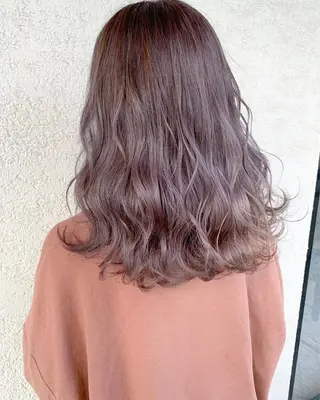 ミディアム カラー 艶髪・酸性ストレート フリツのヘアスタイル