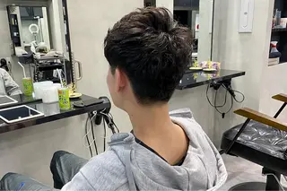ショート パーマ メンズ 半個室メンズ カット🥕羽鳥淳妃のヘアスタイル