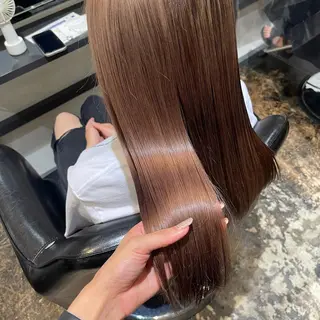 ロング カラー UMEDA FIGAROのヘアスタイル