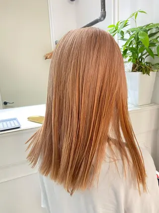 セミロング ili 梅田のヘアスタイル