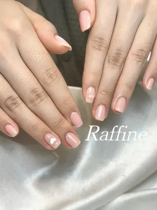 ネイル RAFFINE haru🦋🩵のネイルデザイン