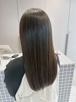 ロング パーマ 髪質改善が得意✨ 榎本亜衣のヘアスタイル