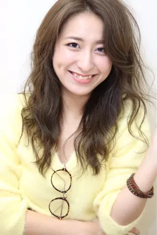 セミロング カラー パーマ 及川 翔のヘアスタイル