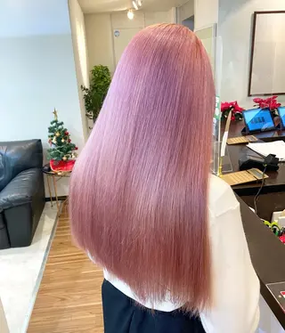 ロング カラー 色ムラ修正の神様 新宿ハイトーンかすみのヘアスタイル