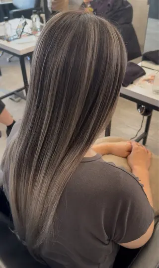セミロング ՏKIᒪᒪ石岡店 本田のヘアスタイル