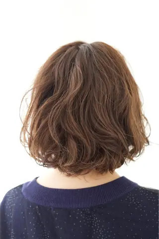 ミディアム パーマ fio マナミのヘアスタイル