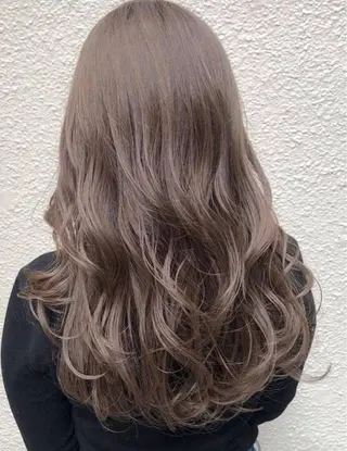 ロング パーマ 🏰秘密基地🏯 サユリ美容室✂️のヘアスタイル