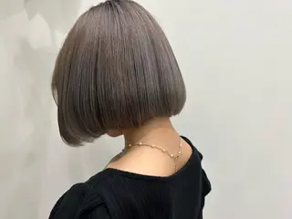 ショート カラー 💛🤍U too e’s 鎌倉🧸のヘアスタイル
