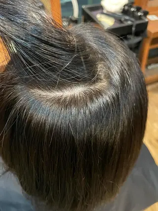 ミディアム カラー 佐藤 百葉のヘアスタイル