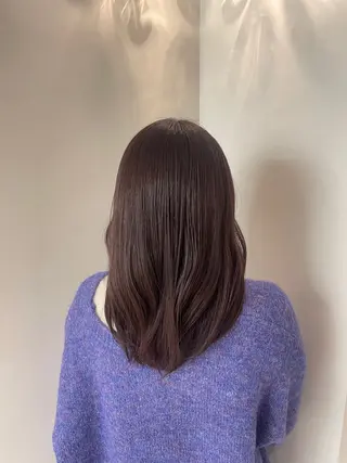 ミディアム カラー ヒナ/酸性ストレート ・艶カラー🌿のヘアスタイル