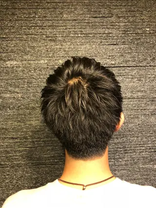 ショート メンズ 牧 颯斗のヘアスタイル