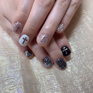 ネイル MoonNail ユリ🌸のネイルデザイン