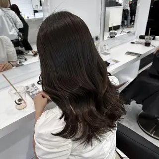 カラー 🩶透髪×モテ髪🩶 池袋SHE🏹🩶のヘアスタイル
