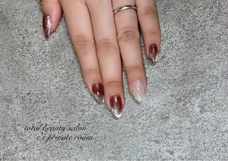 ネイル LAVISH nail salonのネイルデザイン