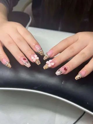 ネイル Lee Nails チップ長さだし専門店のネイルデザイン