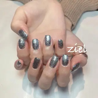 ネイル ziel _nailのネイルデザイン