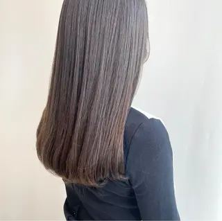 ロング カラー 山口 莉奈のヘアスタイル