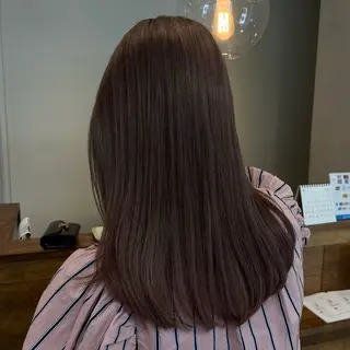 ミディアム 🩶EM ILY🩶のヘアスタイル