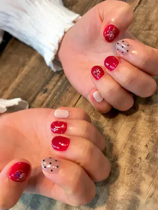 ネイル 佐藤  悠子のネイルデザイン