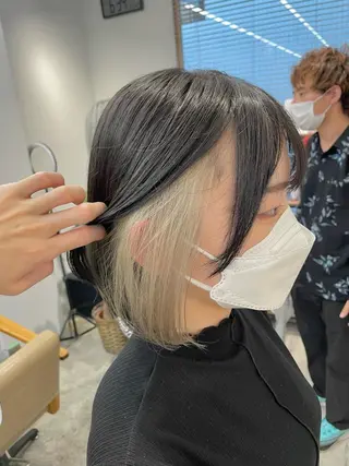 ショート SAEKI【ior 】北千住店ブリーチのヘアスタイル
