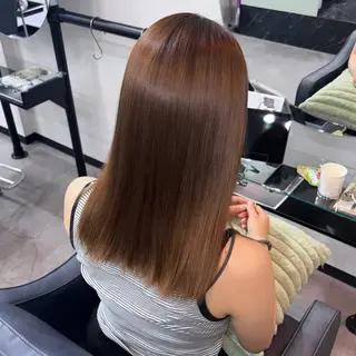 セミロング ハイトーンカラー / kureaのヘアスタイル