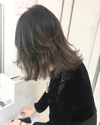 セミロング カラー ヘアアレンジ 縮毛矯正 髪質改善寺坂雄飛💐のヘアスタイル