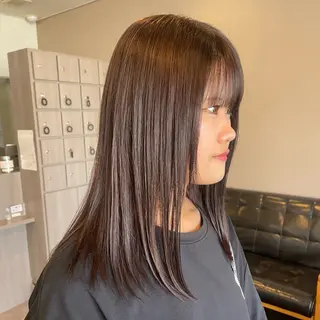 セミロング mio 🍒レイヤーカットのヘアスタイル