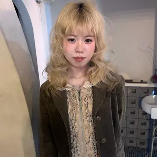 ミディアム りね🪐名古屋 /レイヤーカットのヘアスタイル