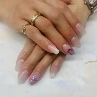 ネイル 高澤 彩映のネイルデザイン