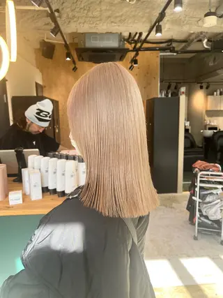 カラー 💖艶ハイトーン髪質 改善💖ケンシンのヘアスタイル