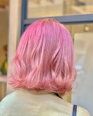 ショート カラー ヘアアレンジ 髪質改善×ハイトーン 中田啄也のヘアスタイル