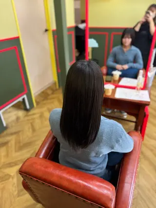 ロング カラー 米倉 麻衣のヘアスタイル