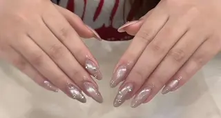 ネイル T.Lee Nail Lilyのネイルデザイン