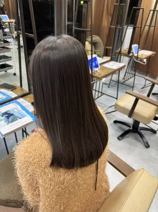 ロング ブリーチなしwカラー /艶カラー/oukaのヘアスタイル