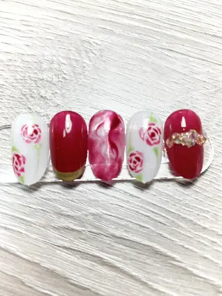 ネイル JULIE NAILのネイルデザイン