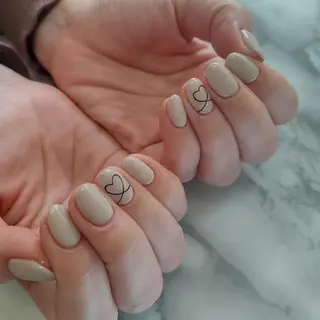 ネイル ジェヌインネイル 河内のネイルデザイン