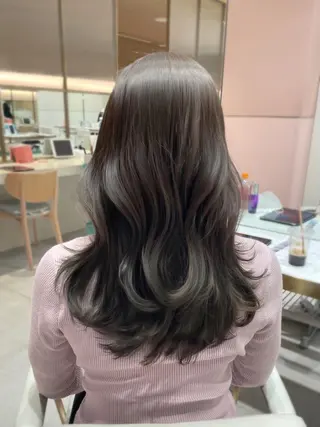 セミロング カラー ヘアアレンジ 🤎小顔レイヤー /ベージュ🤎友香のヘアスタイル
