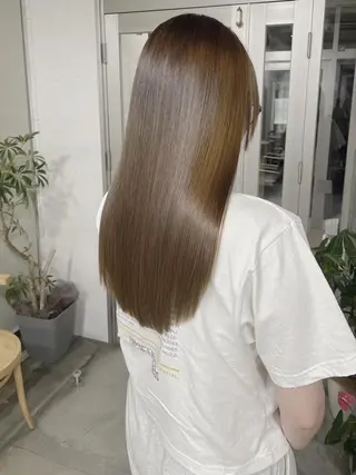 セミロング 髪質改善✨縮毛矯正✨ が得意‼️高島英隆のヘアスタイル
