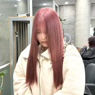 ロング カラー Runa/大人 かわいいハイトーンのヘアスタイル