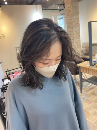 セミロング カラー YUI/ ブリーチカラー🌷のヘアスタイル