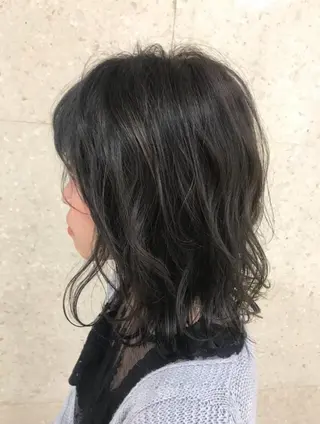 ミディアム カラー 菅村 勇亮のヘアスタイル
