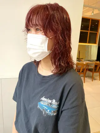 ミディアム カラー 齋藤 咲のヘアスタイル