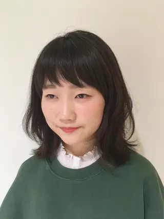 ミディアム 小酒井 智洋のヘアスタイル