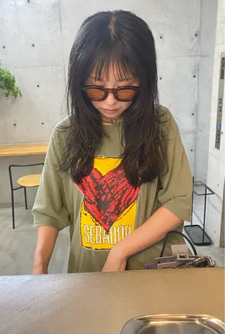 セミロング カラー ヘアアレンジ son hair HIROEのヘアスタイル