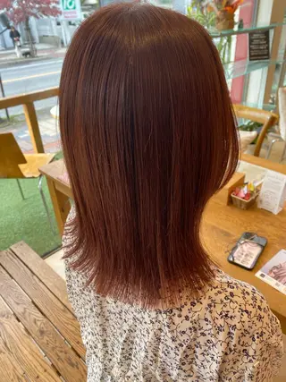 ミディアム カラー 斎藤 彩香のヘアスタイル