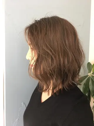 ミディアム 末石 智のヘアスタイル