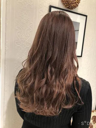 ロング カラー 🍀富久 永梨🧸のヘアスタイル