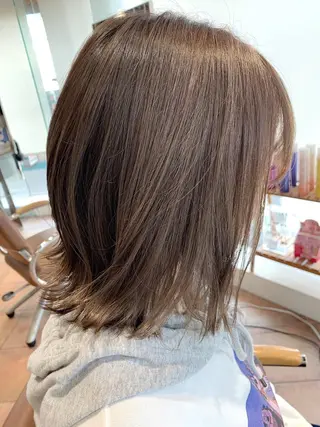 ミディアム カラー 杉村 未来のヘアスタイル